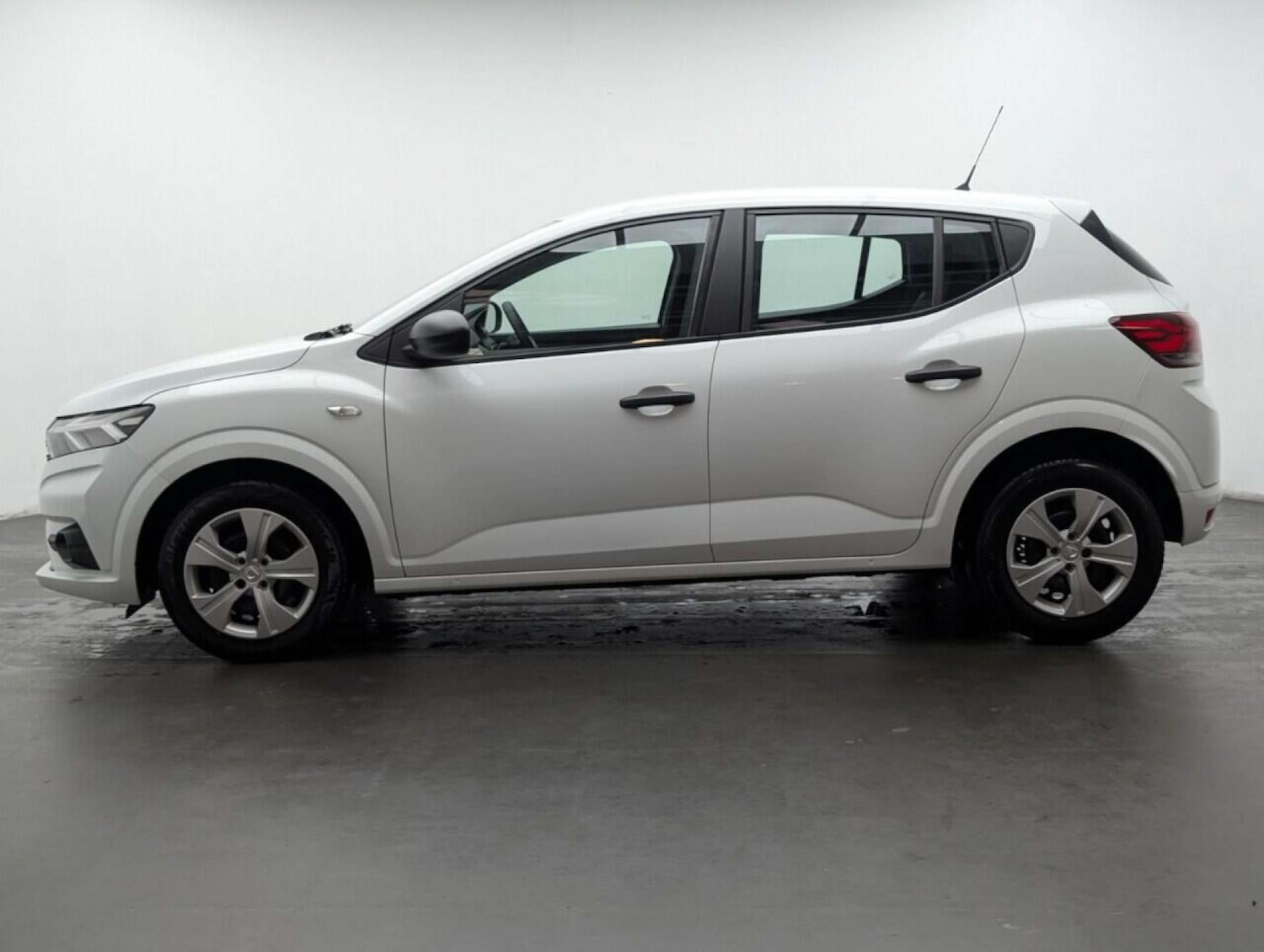 Used Dacia Sandero 2022 for sale - 77714105: Photo 5