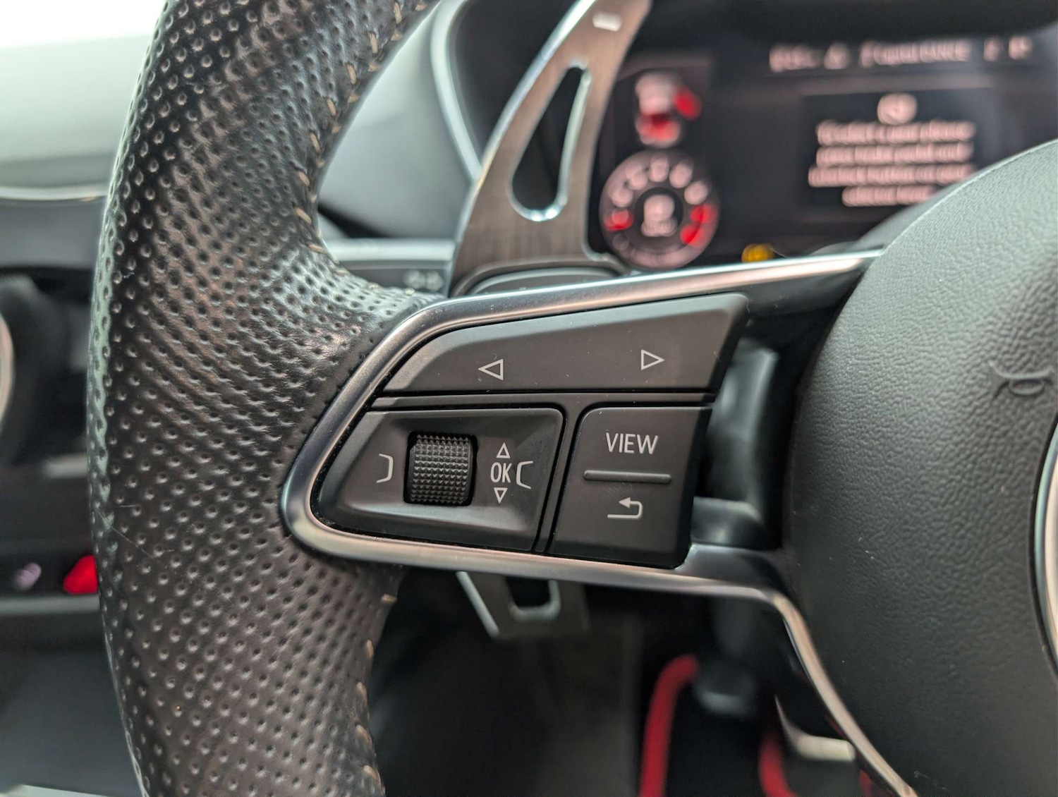 Used Audi TT 2015 for sale - 77803631: Photo 24