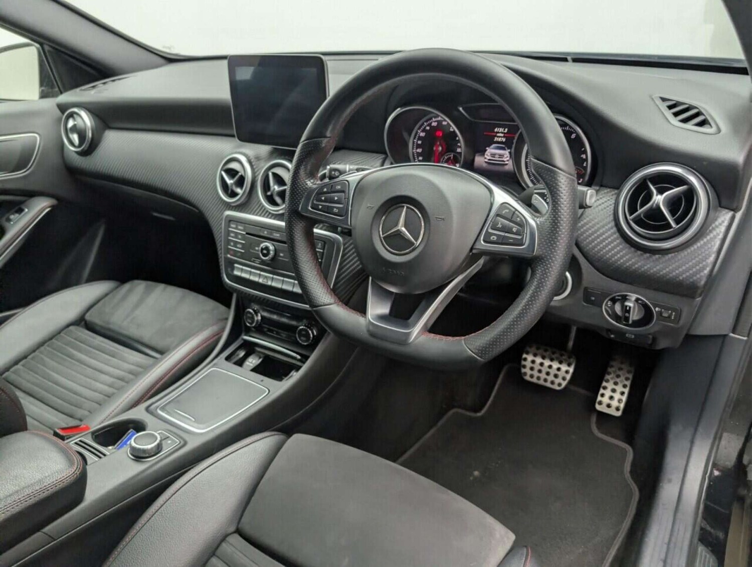 Used Mercedes-Benz A-Class 2017 for sale - 77714449: Photo 10