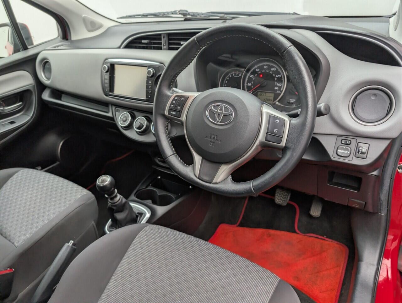 Used Toyota Yaris 2015 for sale - 77658825: Photo 23
