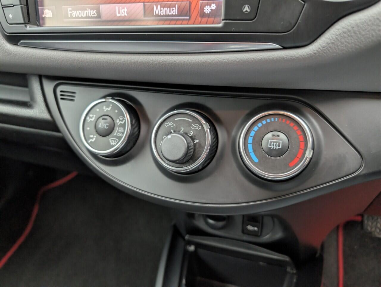 Used Toyota Yaris 2015 for sale - 77658825: Photo 27