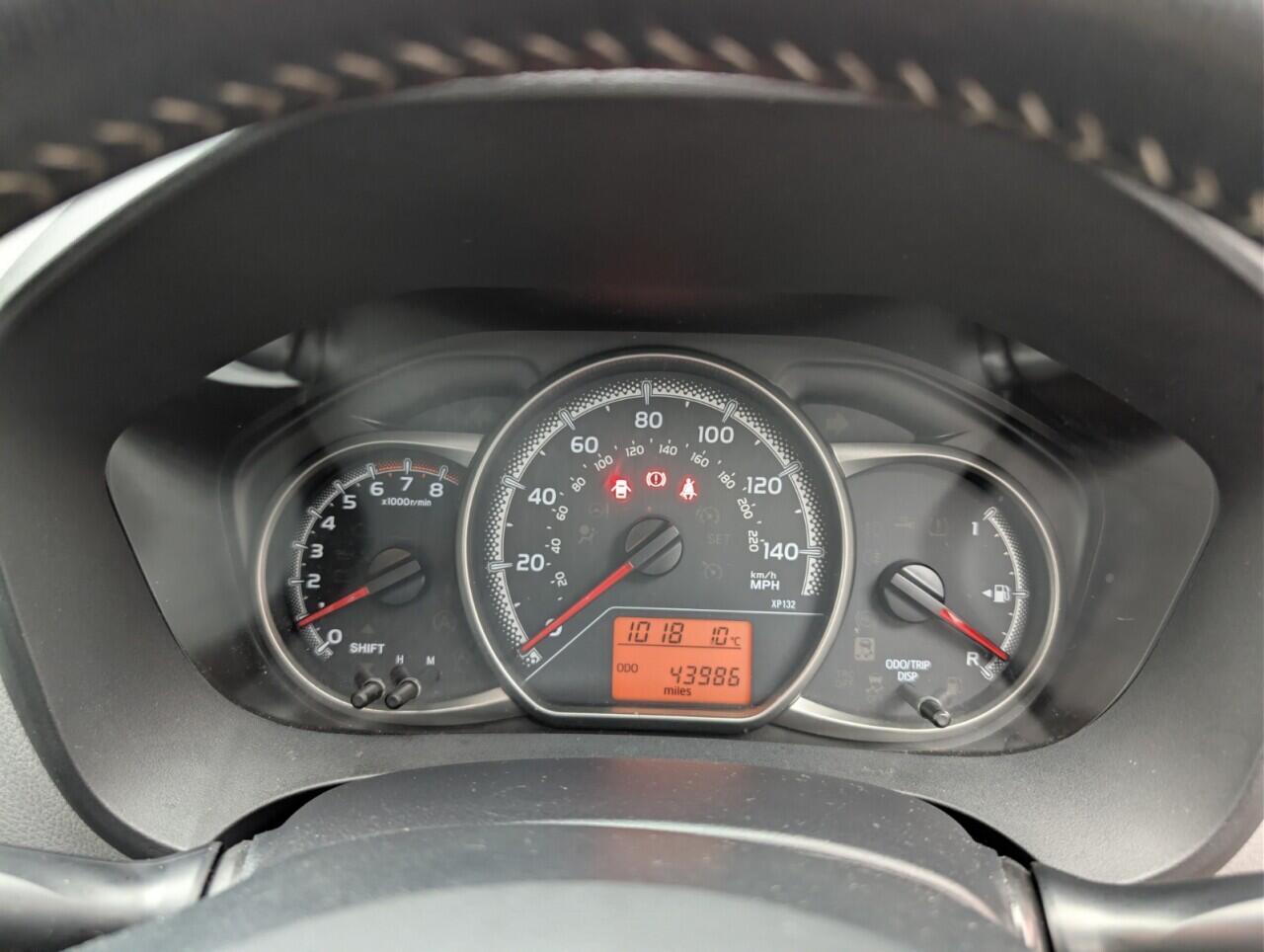 Used Toyota Yaris 2015 for sale - 77658825: Photo 29