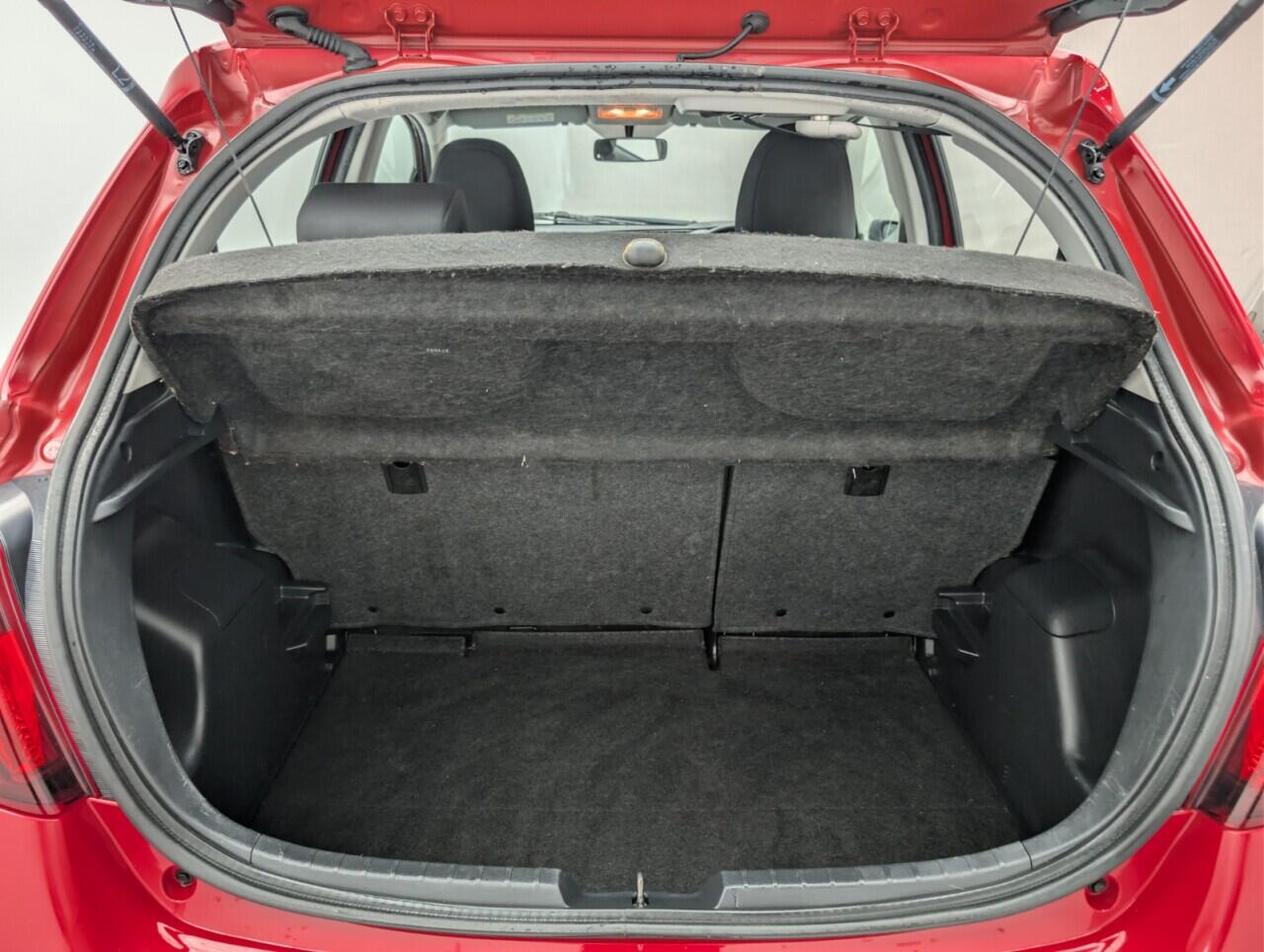 Used Toyota Yaris 2015 for sale - 77658825: Photo 35