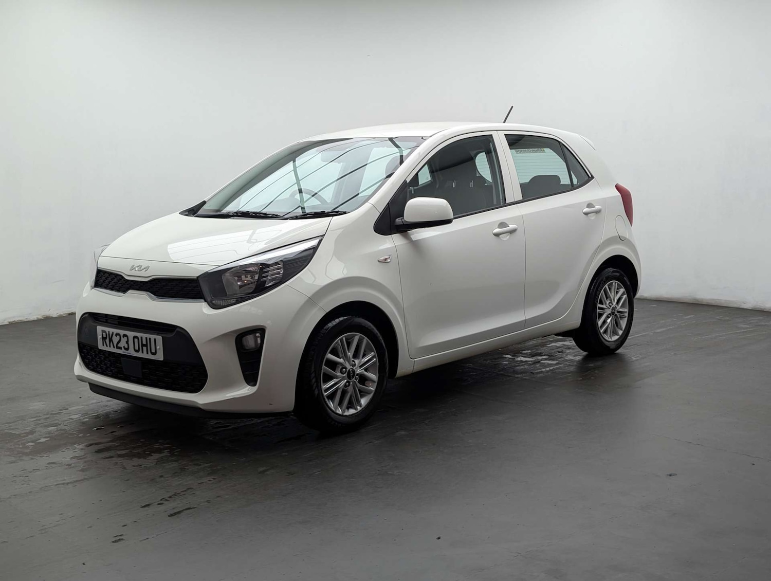 Used Kia Picanto 2023 for sale - 77915409: Photo 2