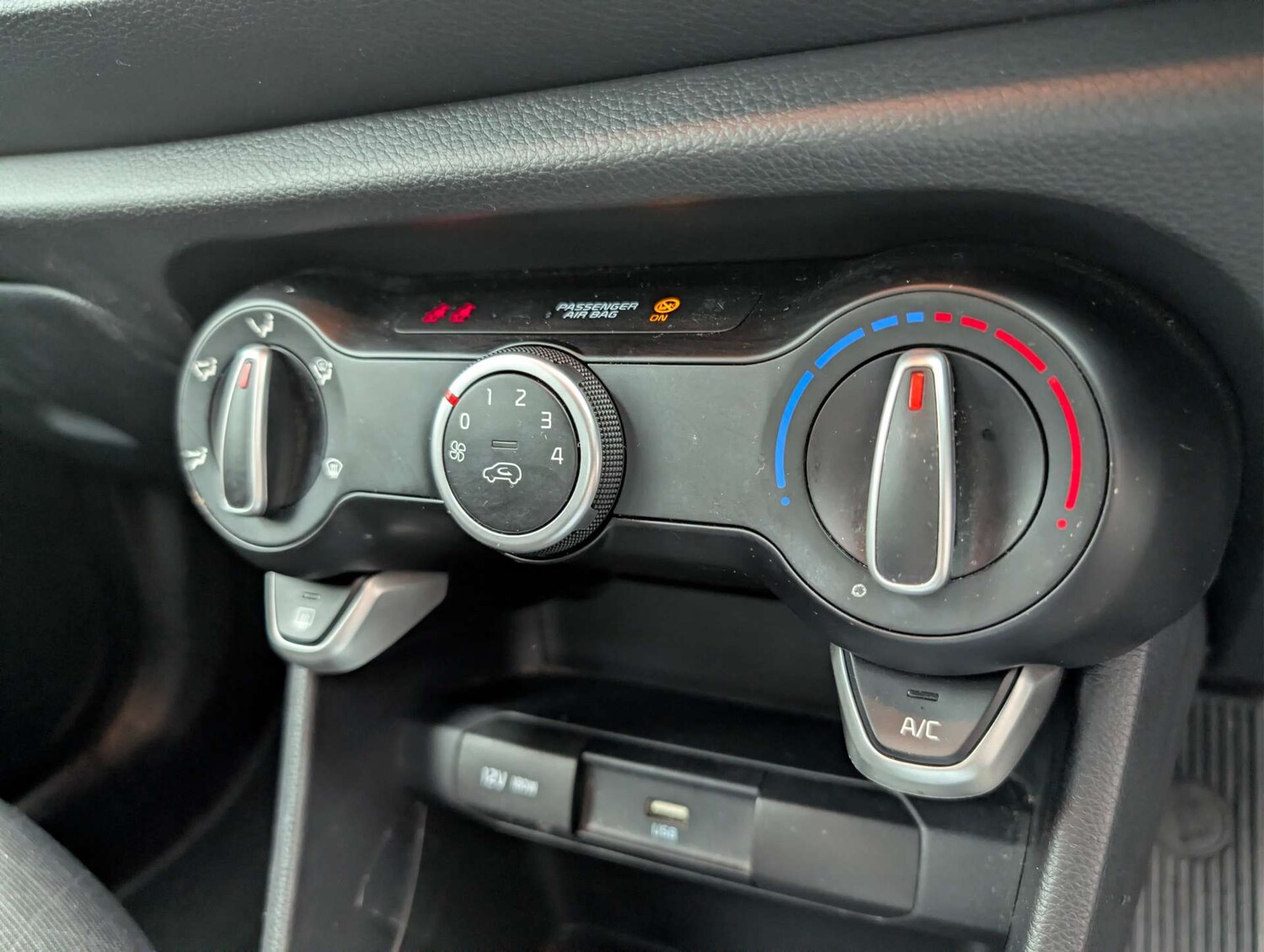 Used Kia Picanto 2023 for sale - 77915409: Photo 23