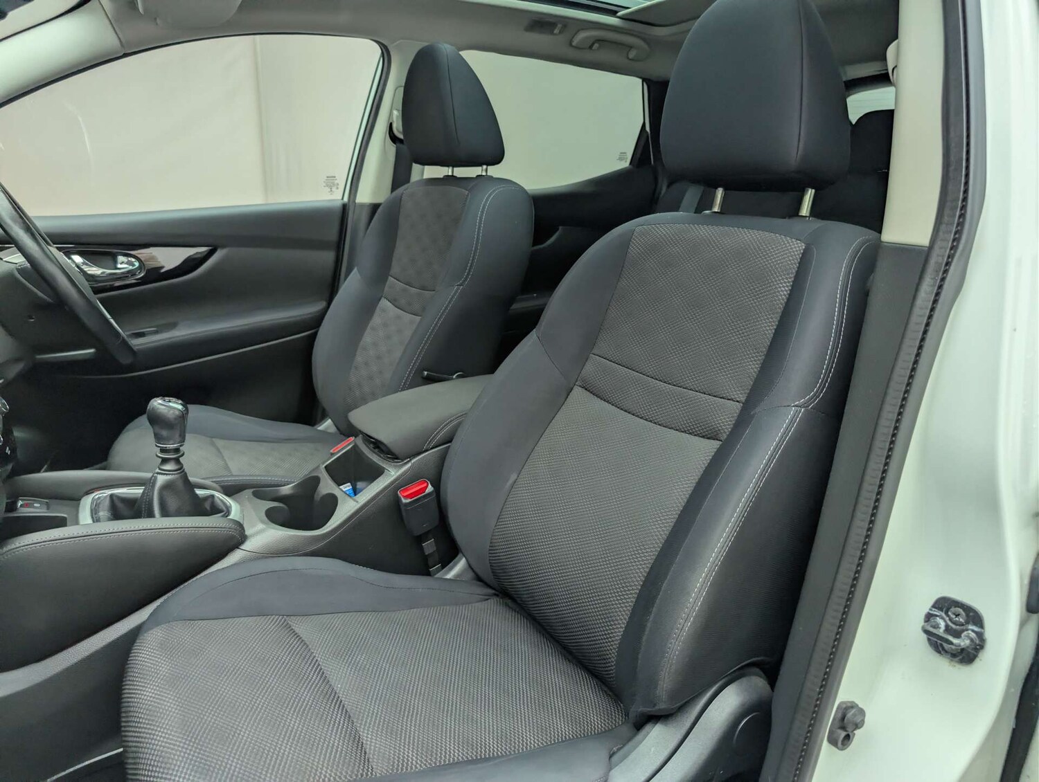 Used Nissan Qashqai 2015 for sale - 78014322: Photo 18