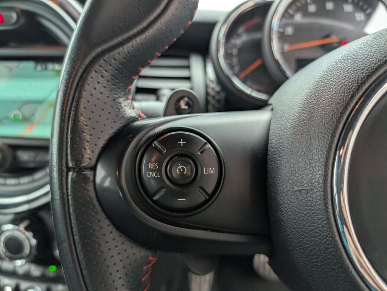 Used MINI Hatch 2018 for sale - 77713700: Photo 17