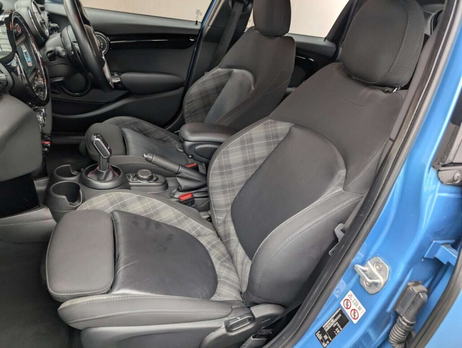 Used MINI Hatch 2018 for sale - 77713700: Photo 26