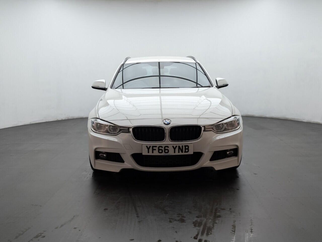Used BMW 3 Series 2016 for sale - 76424360: Photo 3