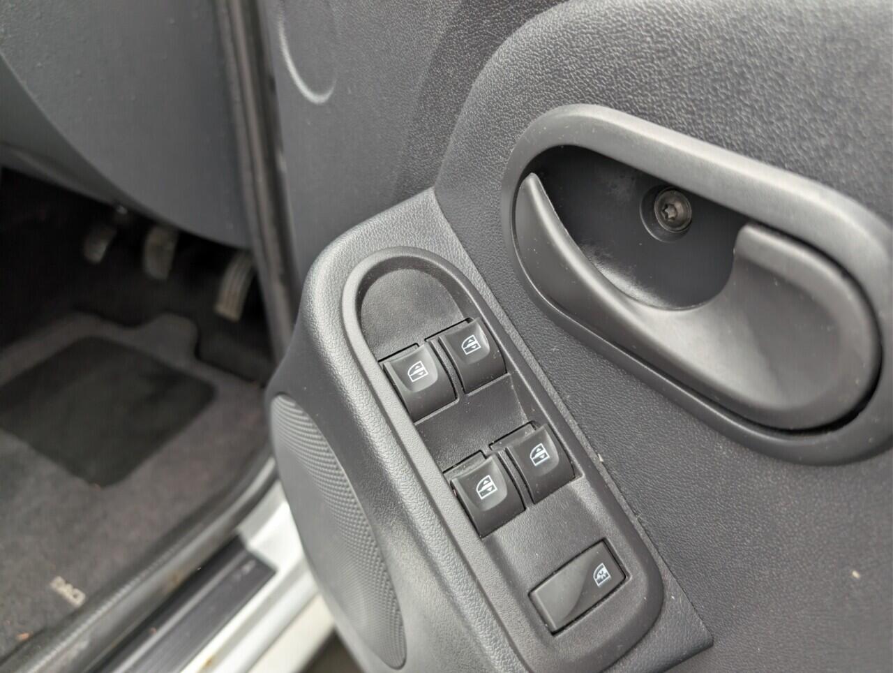 Used Dacia Duster 2016 for sale - 77291639: Photo 17