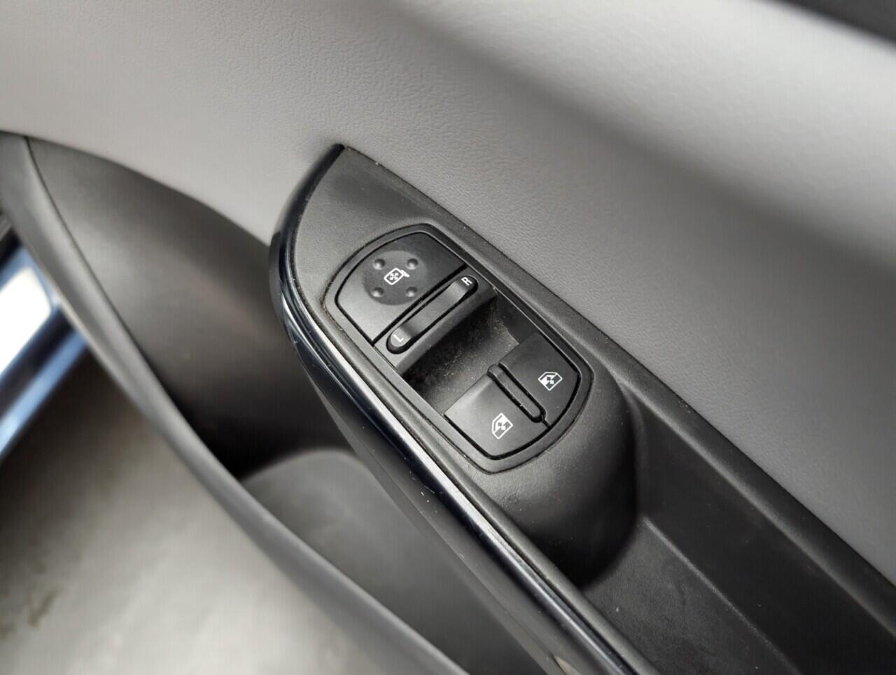 Used Vauxhall Corsa 2017 for sale - 76423178: Photo 21