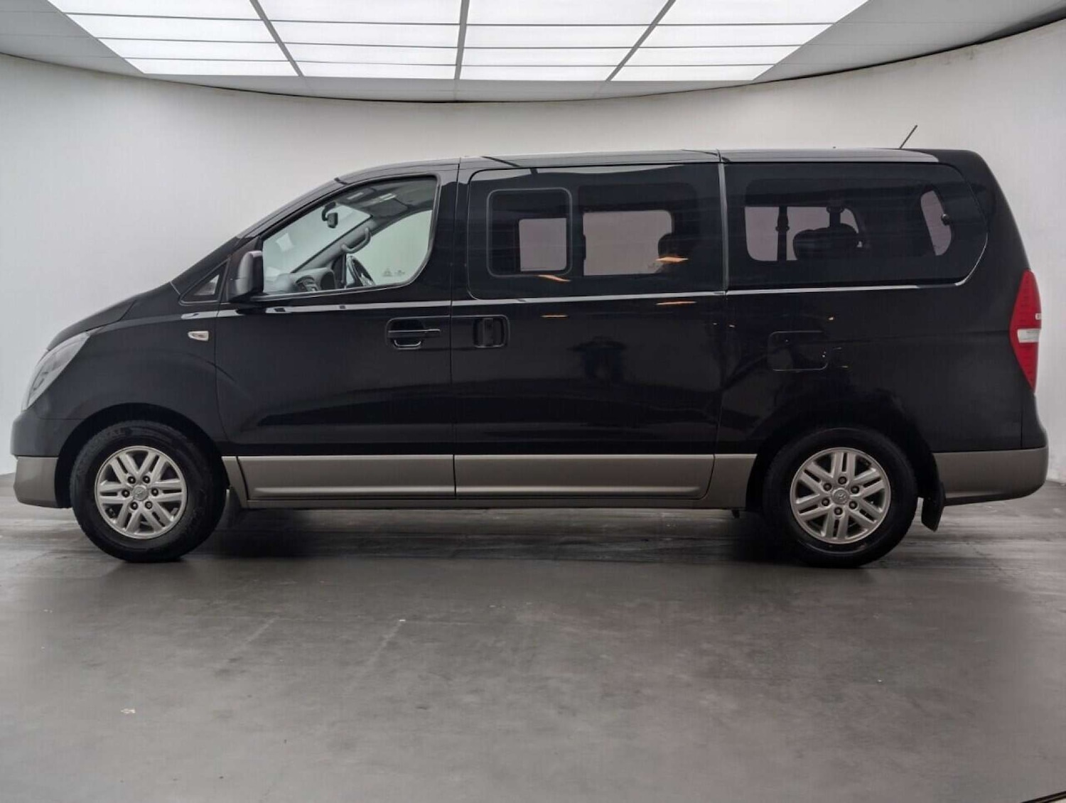 Used Hyundai i800 2016 for sale - 77714085: Photo 5