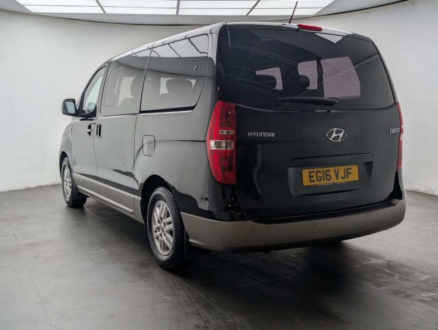 Used Hyundai i800 2016 for sale - 77714085: Photo 6