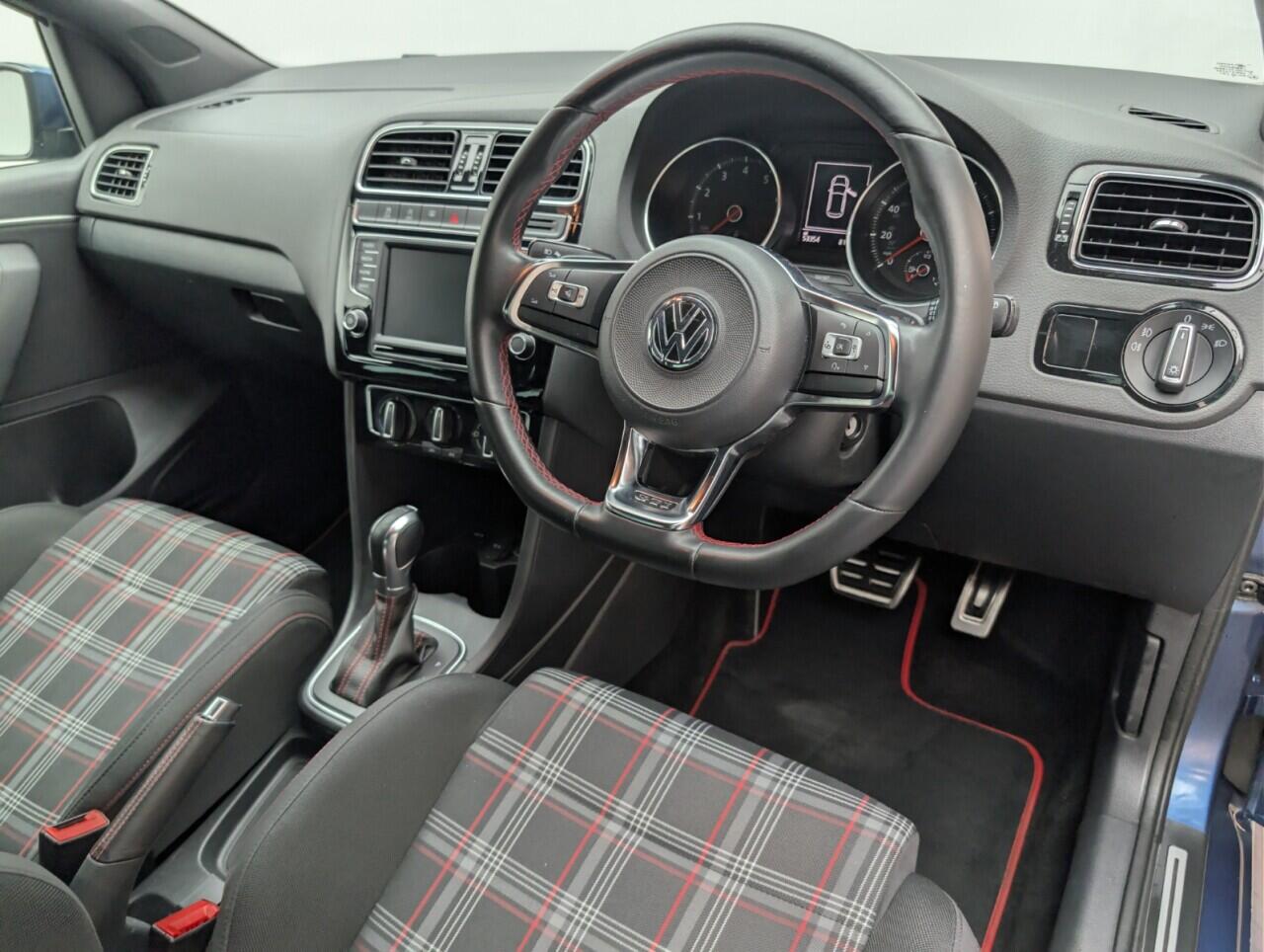 Used Volkswagen Polo 2017 for sale - 76521580: Photo 11