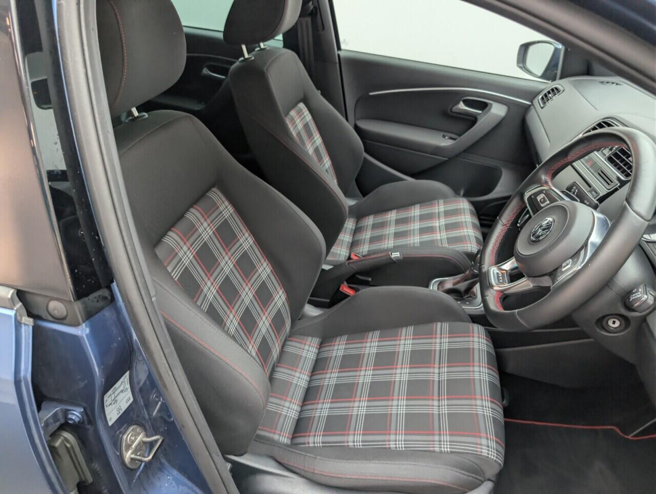 Used Volkswagen Polo 2017 for sale - 76521580: Photo 12