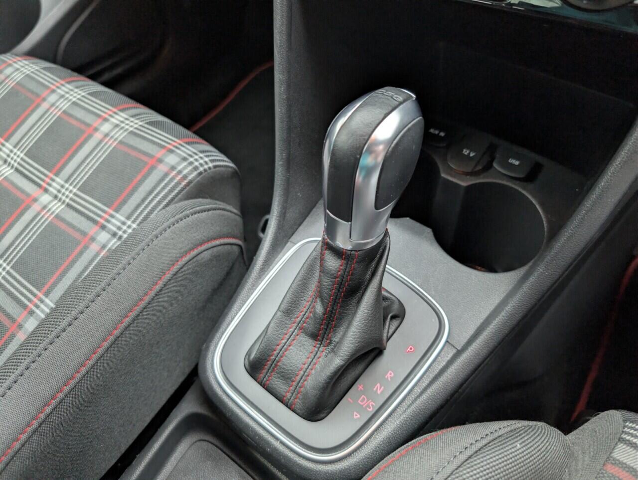 Used Volkswagen Polo 2017 for sale - 76521580: Photo 16