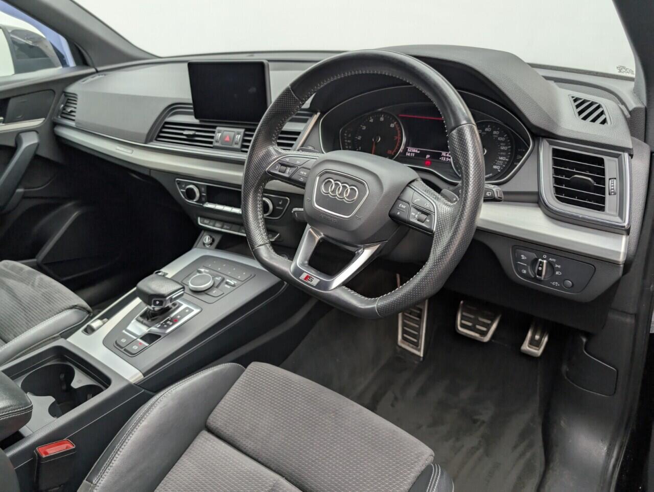 Used Audi Q5 2018 for sale - 76423201: Photo 11