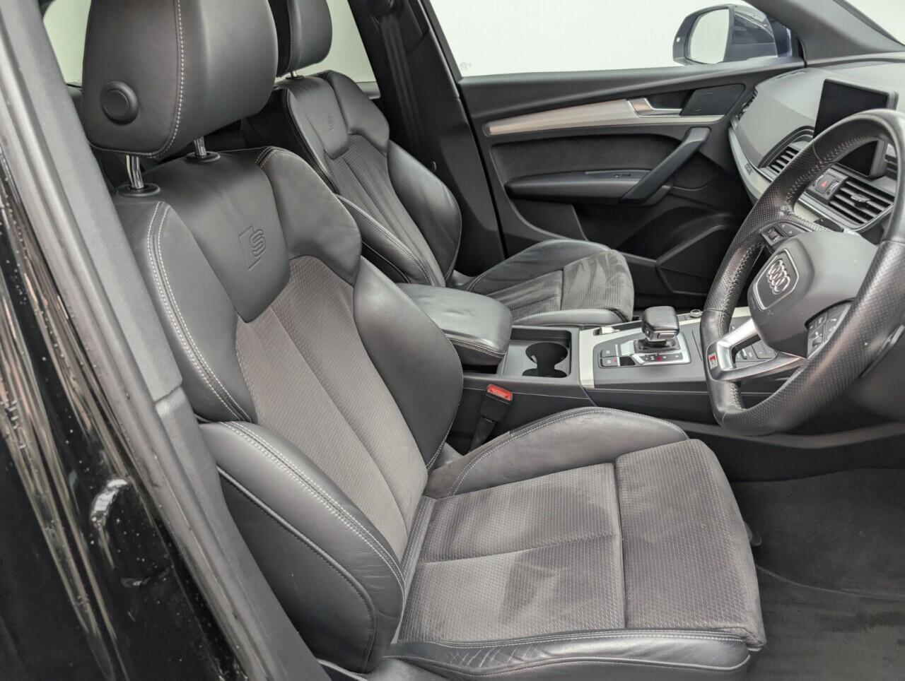 Used Audi Q5 2018 for sale - 76423201: Photo 12