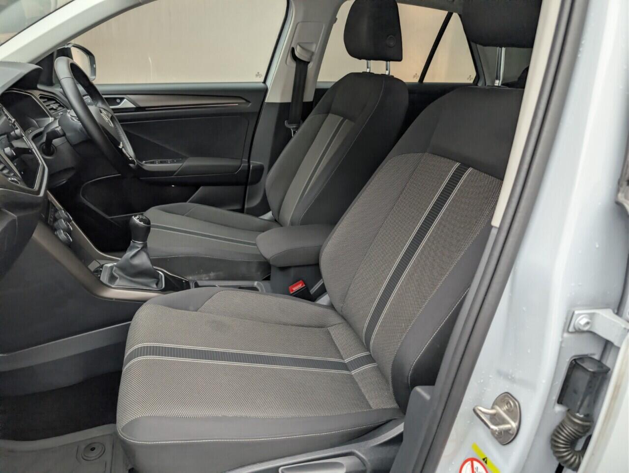 Used Volkswagen T-Roc 2018 for sale - 76742621: Photo 25