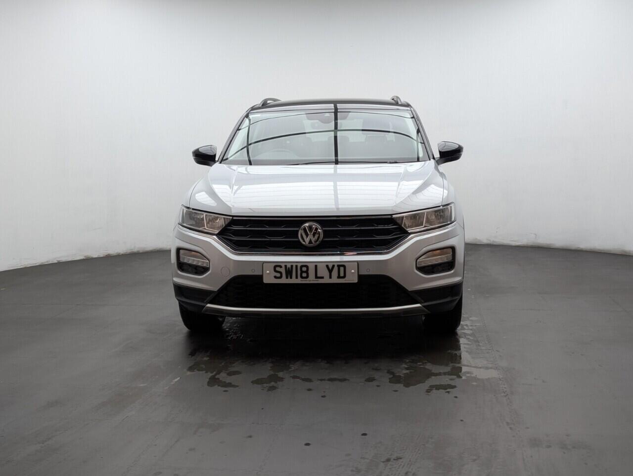 Used Volkswagen T-Roc 2018 for sale - 76742621: Photo 3