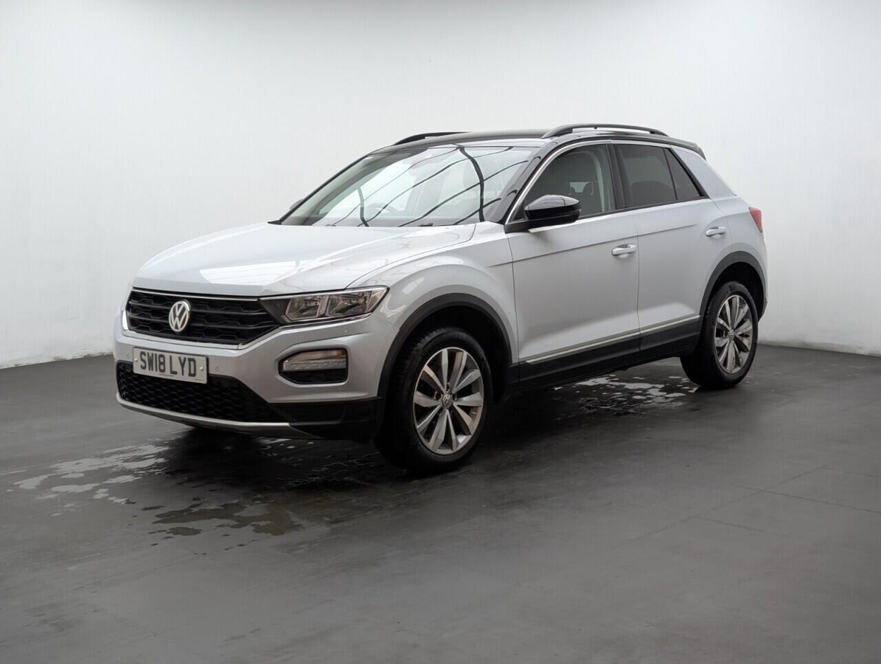 Used Volkswagen T-Roc 2018 for sale - 76742621: Photo 4
