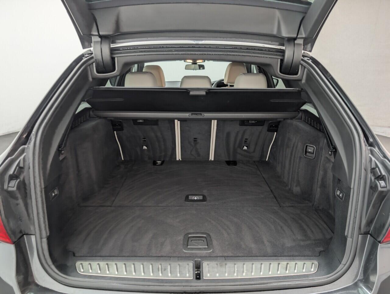 Used BMW 5 Series 2019 for sale - 76423852: Photo 28