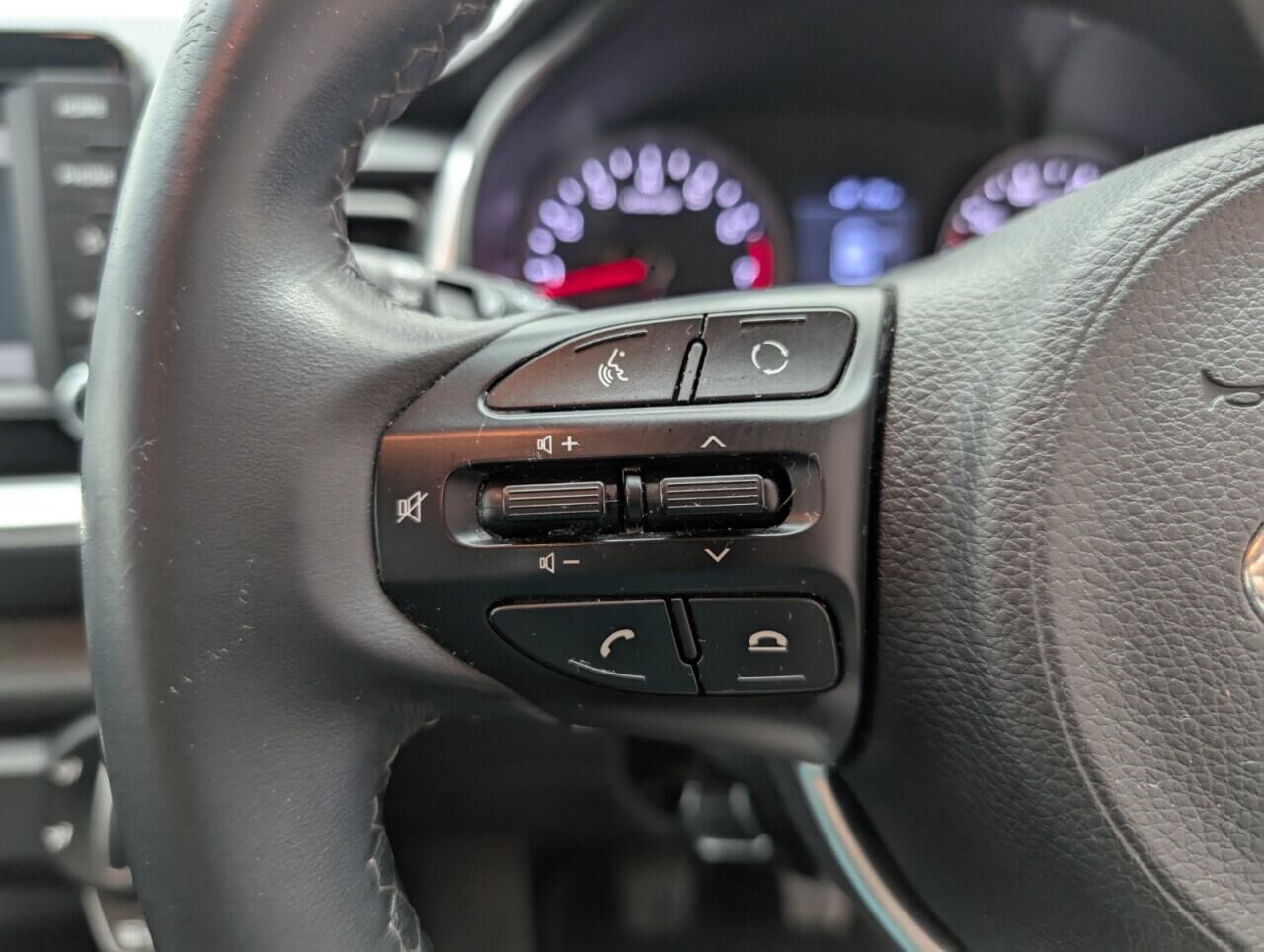 Used Kia Stonic 2019 for sale - 76423528: Photo 18