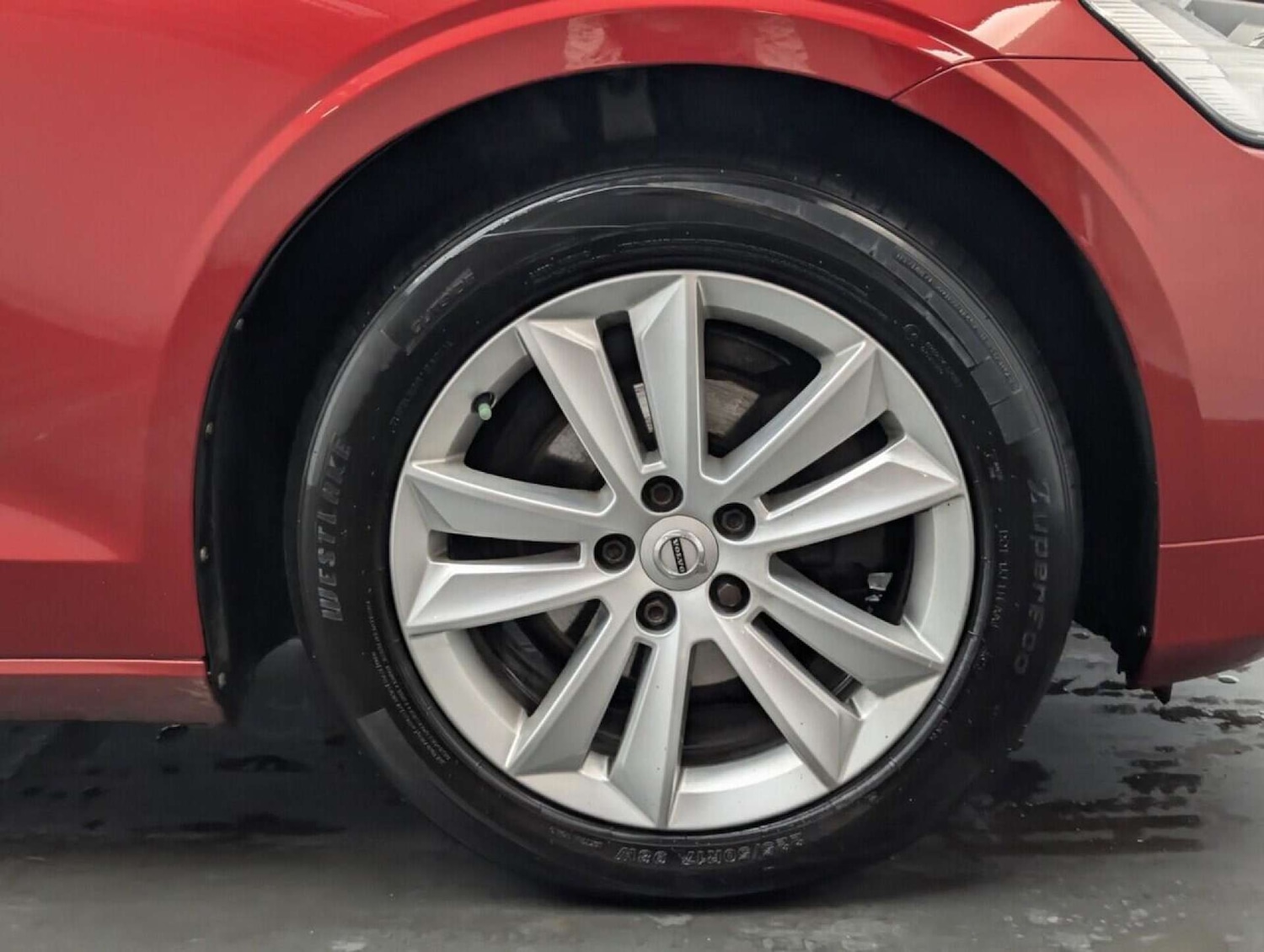 Used Volvo V60 2019 for sale - 77714225: Photo 10