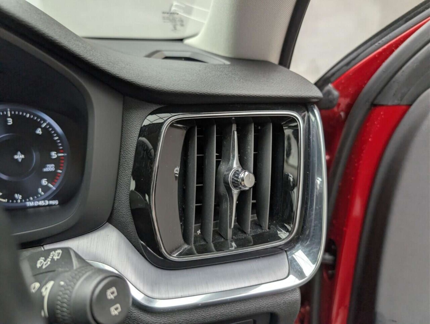 Used Volvo V60 2019 for sale - 77714225: Photo 16