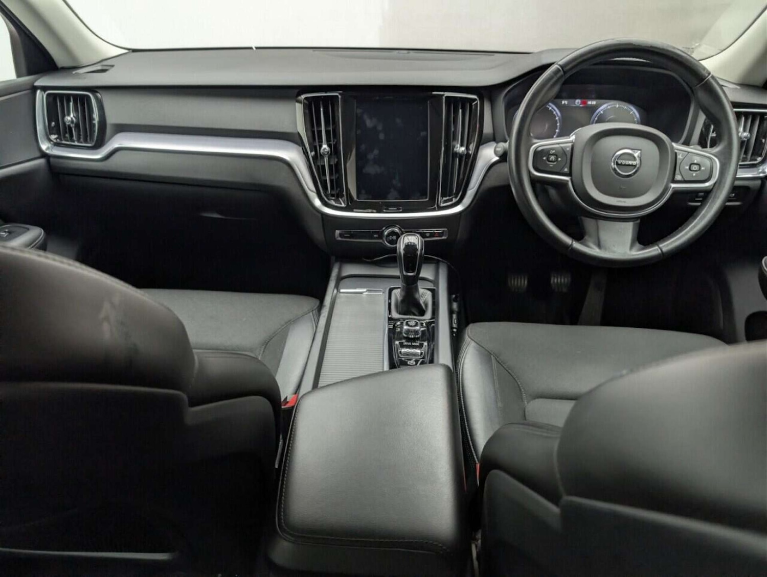 Used Volvo V60 2019 for sale - 77714225: Photo 19