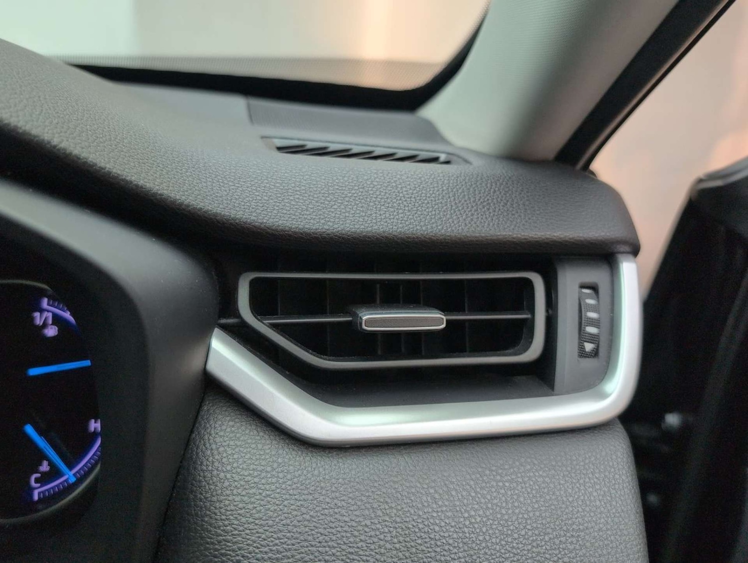 Used Toyota RAV4 2019 for sale - 77766963: Photo 20