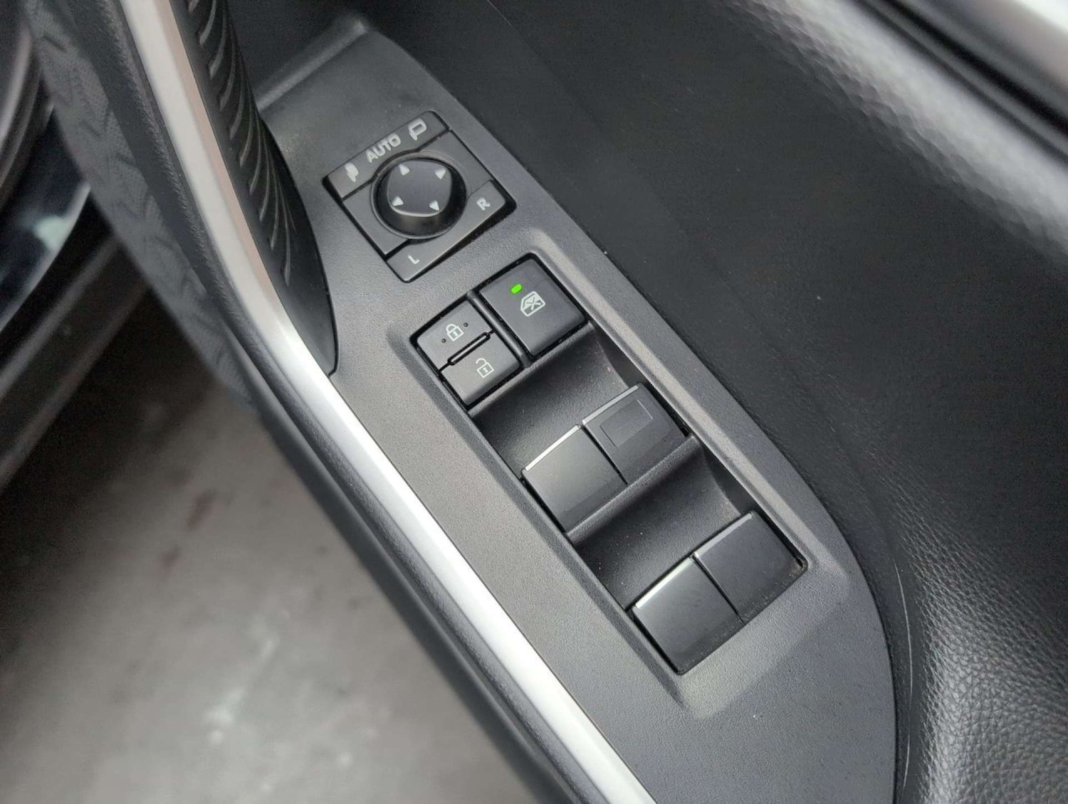 Used Toyota RAV4 2019 for sale - 77766963: Photo 21