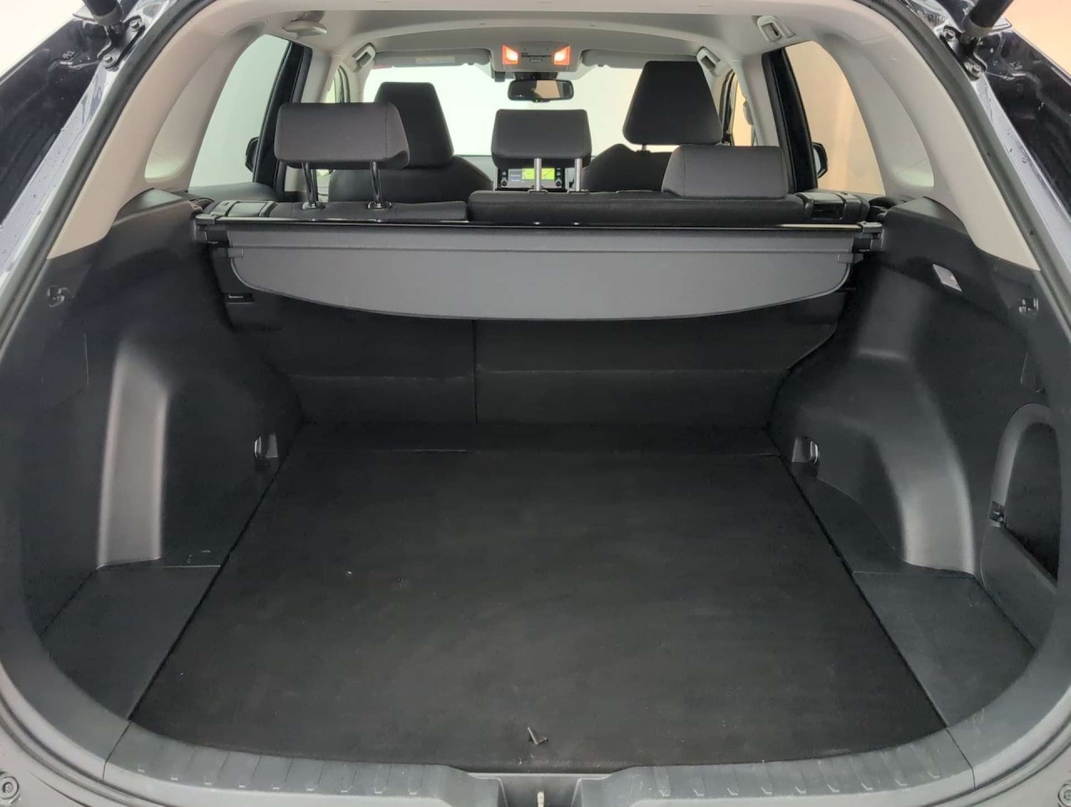 Used Toyota RAV4 2019 for sale - 77766963: Photo 25