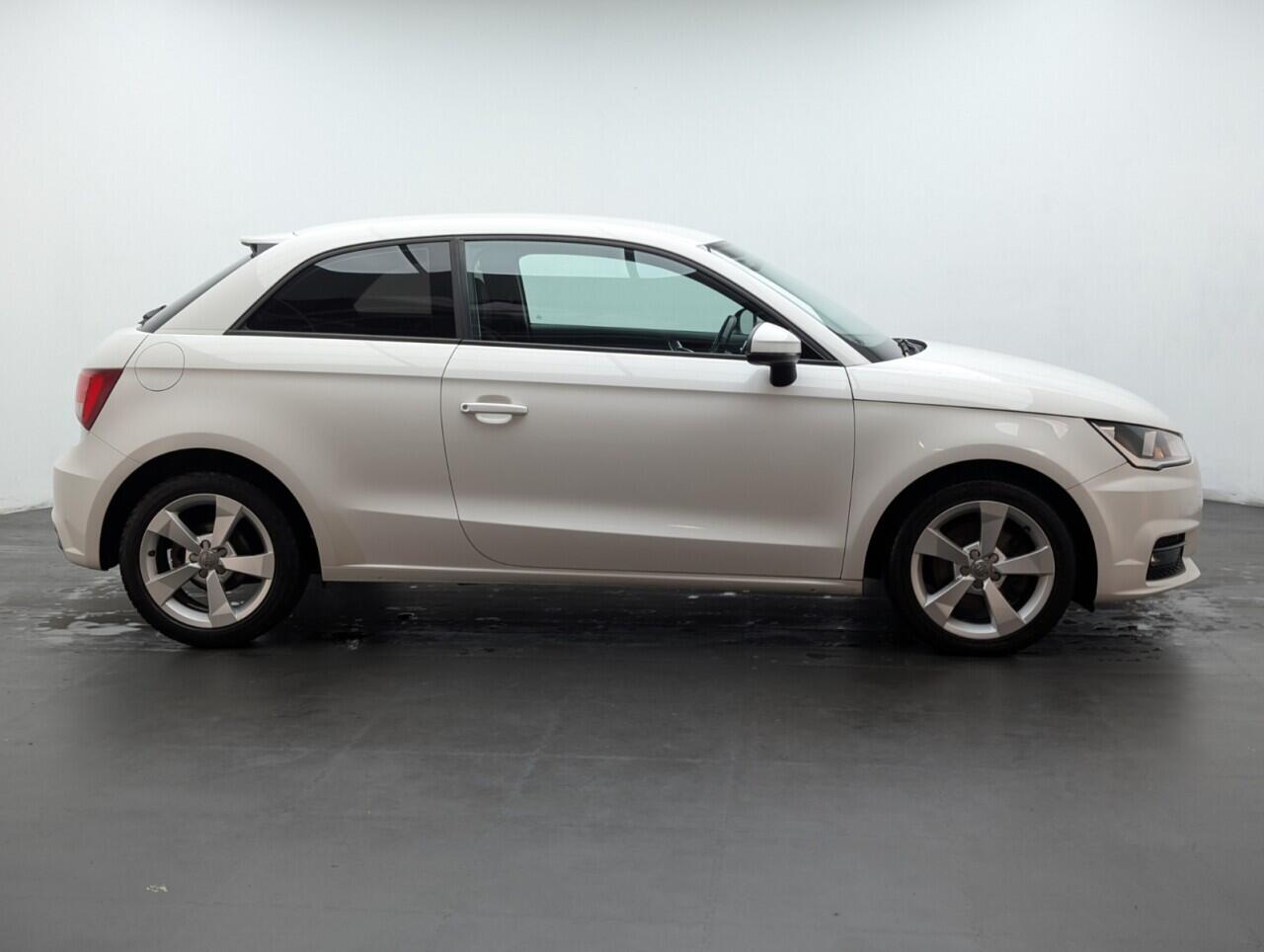 Used Audi A1 2018 for sale - 76743051: Photo 10