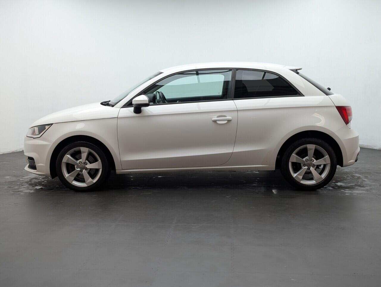 Used Audi A1 2018 for sale - 76743051: Photo 6
