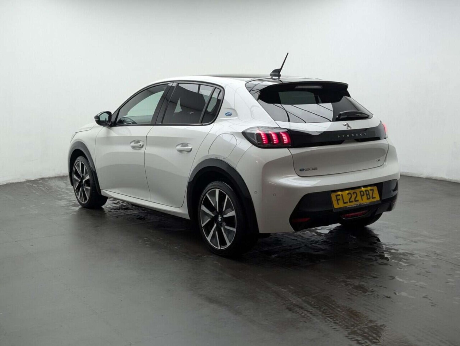 Used Peugeot E-208 2022 for sale - 77714240: Photo 7