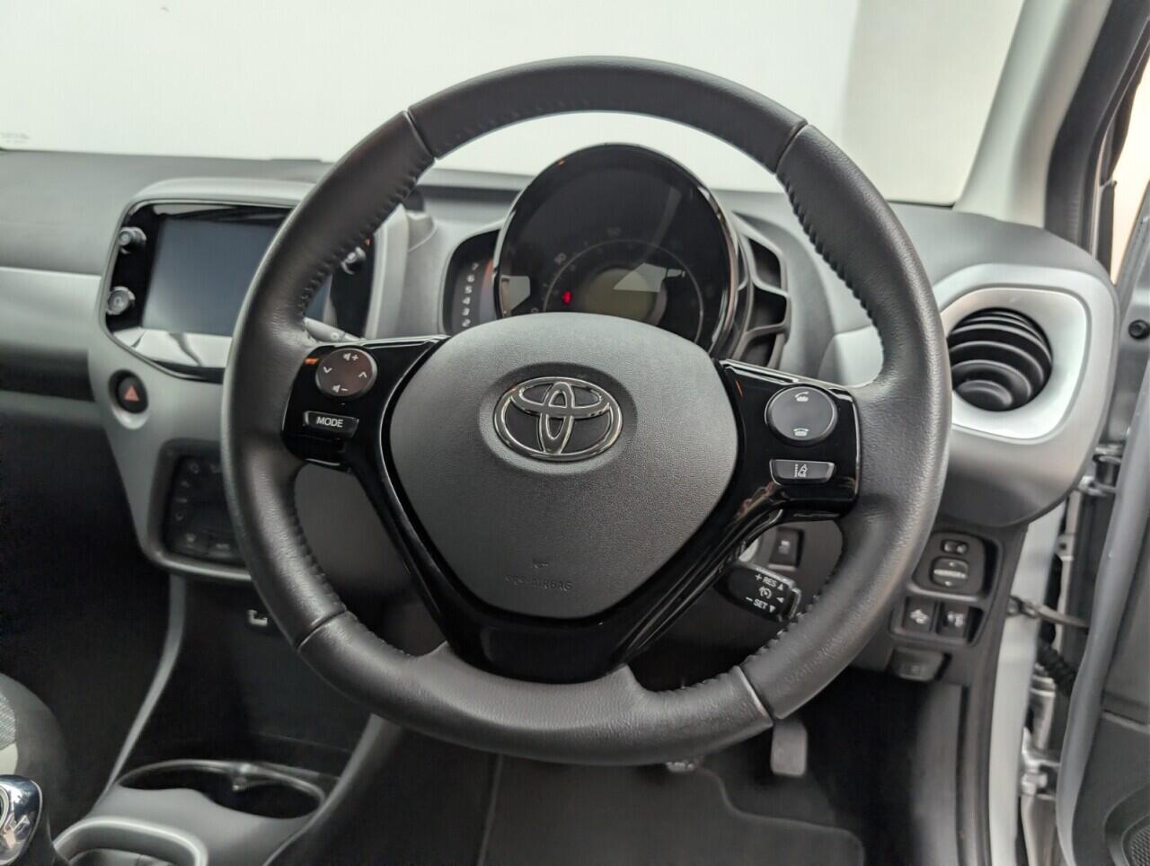 Used Toyota AYGO 2021 for sale - 76953178: Photo 23