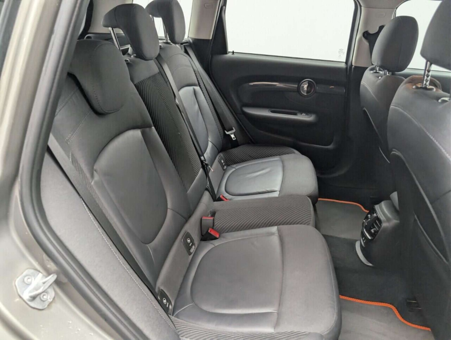 Used MINI Clubman 2019 for sale - 77713110: Photo 24