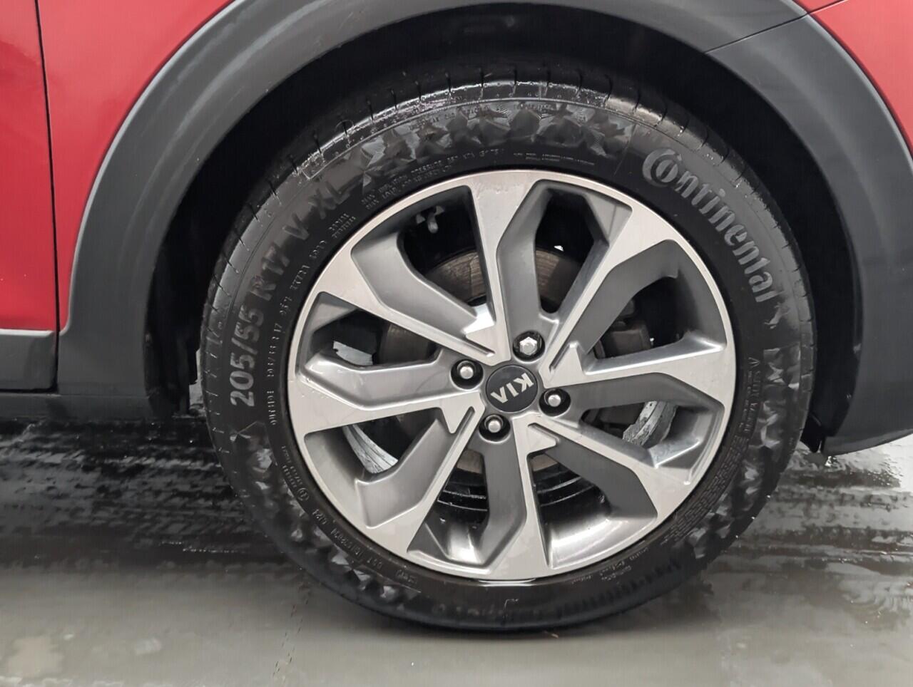 Used Kia Stonic 2018 for sale - 77538002: Photo 10