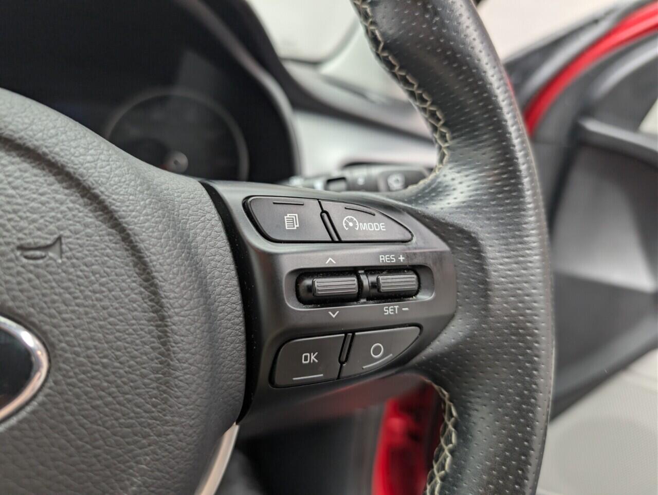 Used Kia Stonic 2018 for sale - 77538002: Photo 20