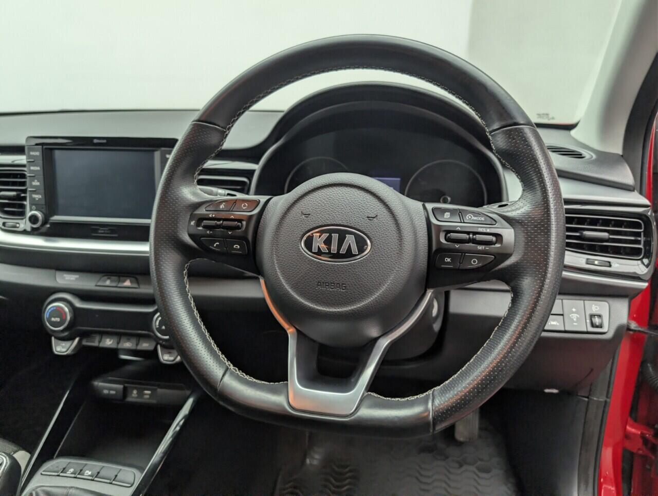 Used Kia Stonic 2018 for sale - 77538002: Photo 23