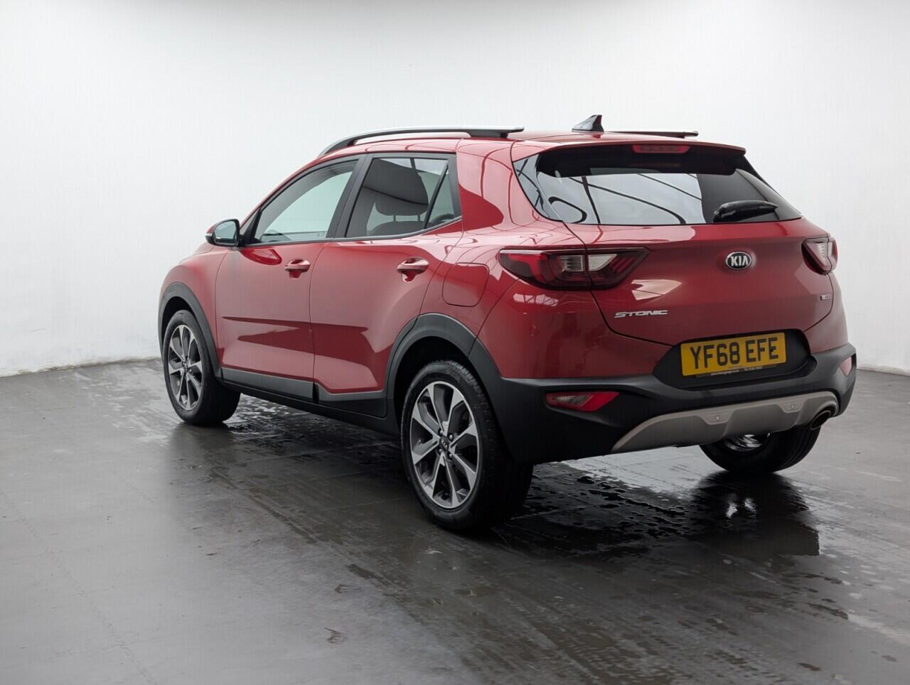 Used Kia Stonic 2018 for sale - 77538002: Photo 6