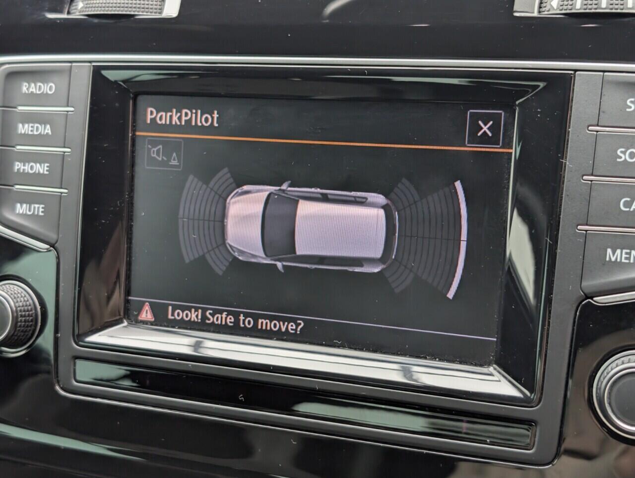 Used Volkswagen Golf 2015 for sale - 76425096: Photo 15