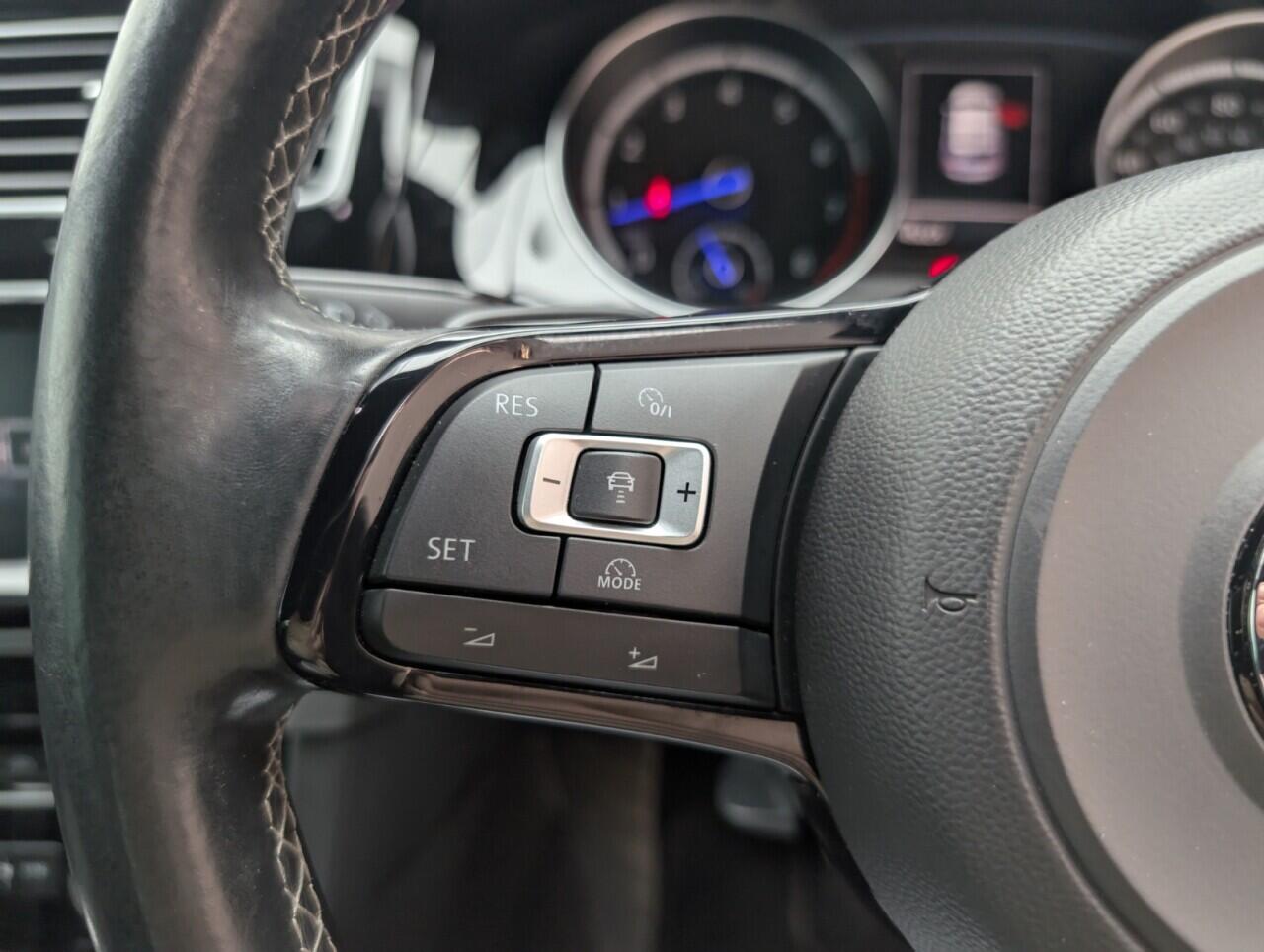 Used Volkswagen Golf 2015 for sale - 76425096: Photo 19