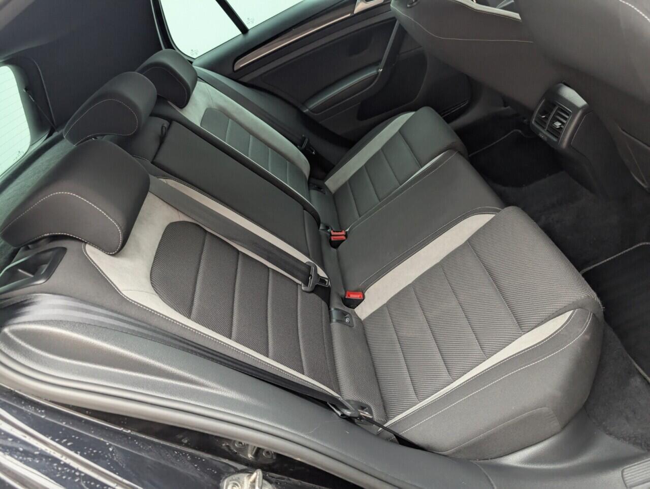 Used Volkswagen Golf 2015 for sale - 76425096: Photo 25