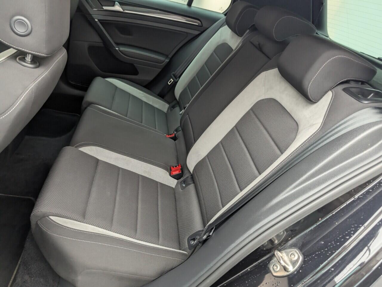 Used Volkswagen Golf 2015 for sale - 76425096: Photo 27