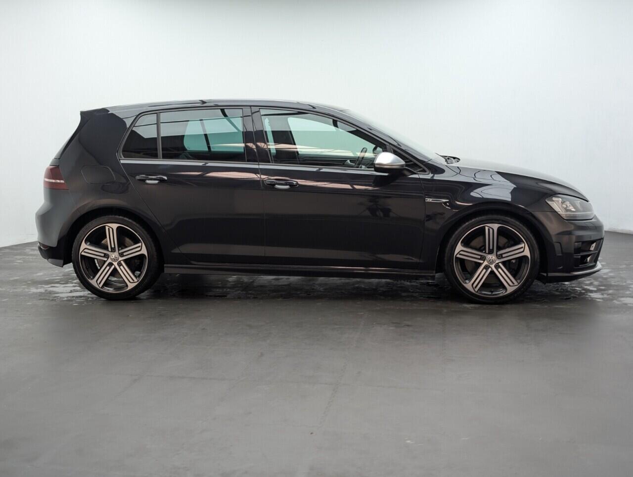 Used Volkswagen Golf 2015 for sale - 76425096: Photo 9