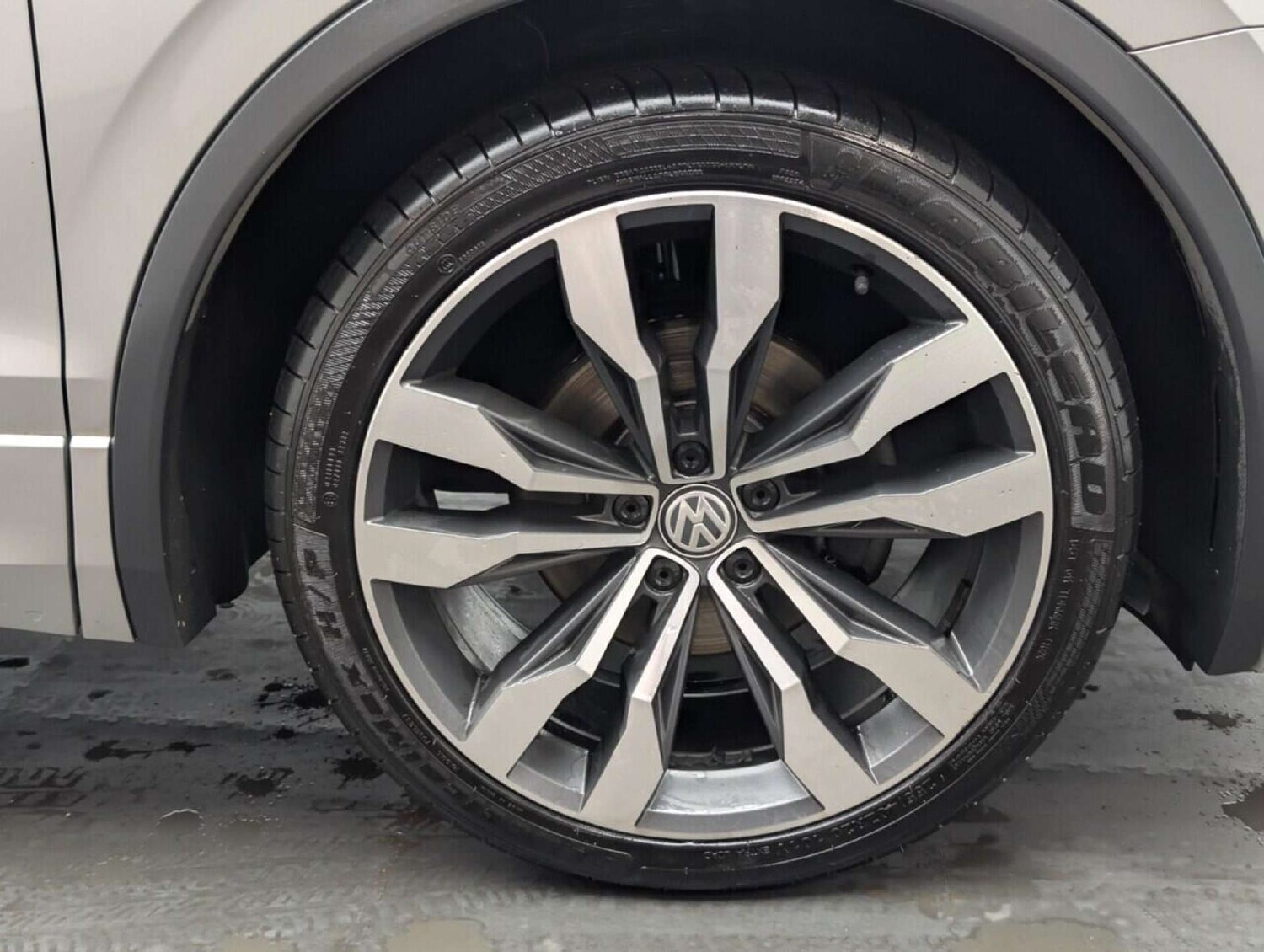 Used Volkswagen Tiguan 2018 for sale - 77714335: Photo 10