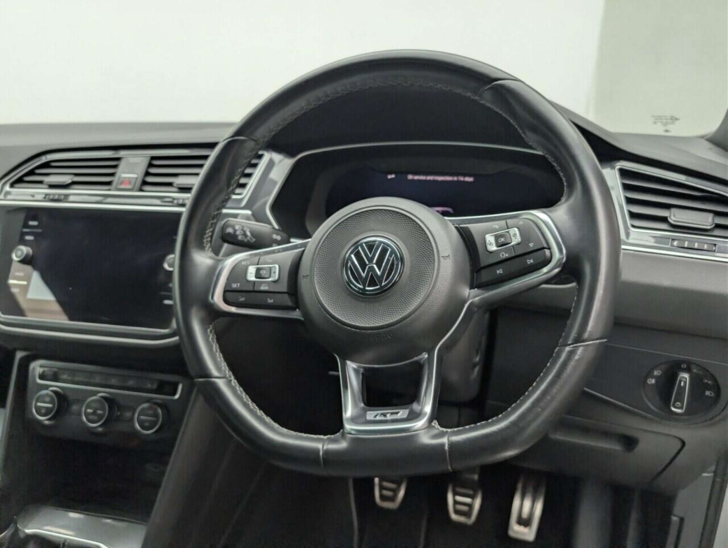 Used Volkswagen Tiguan 2018 for sale - 77714335: Photo 21
