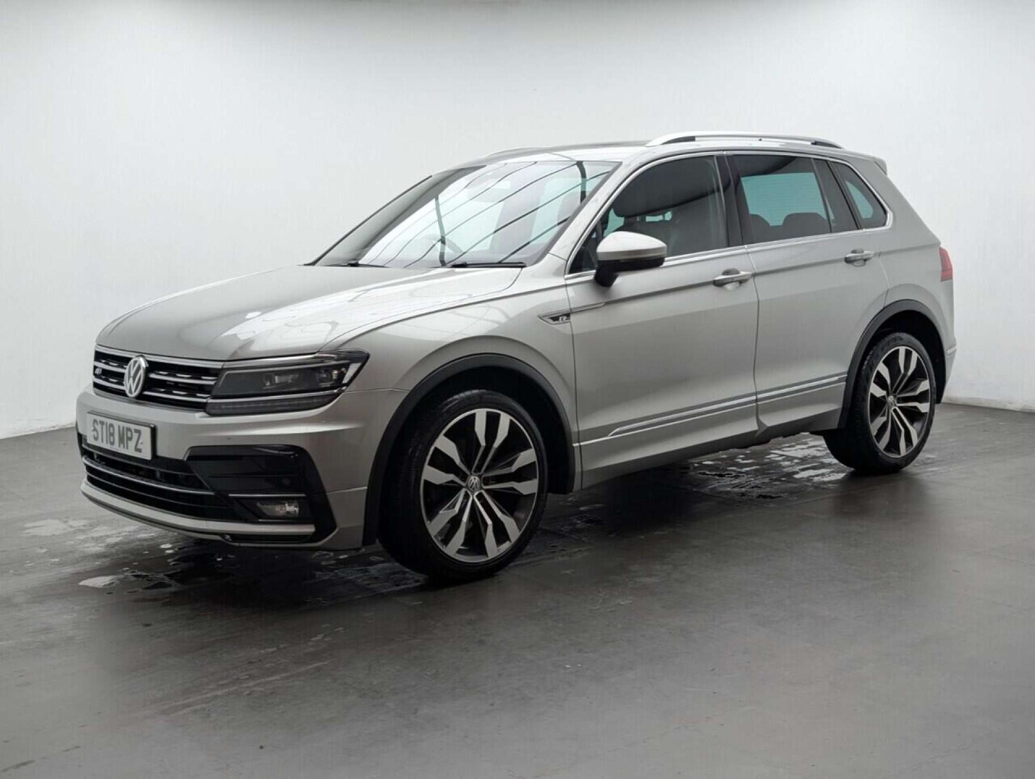 Used Volkswagen Tiguan 2018 for sale - 77714335: Photo 4